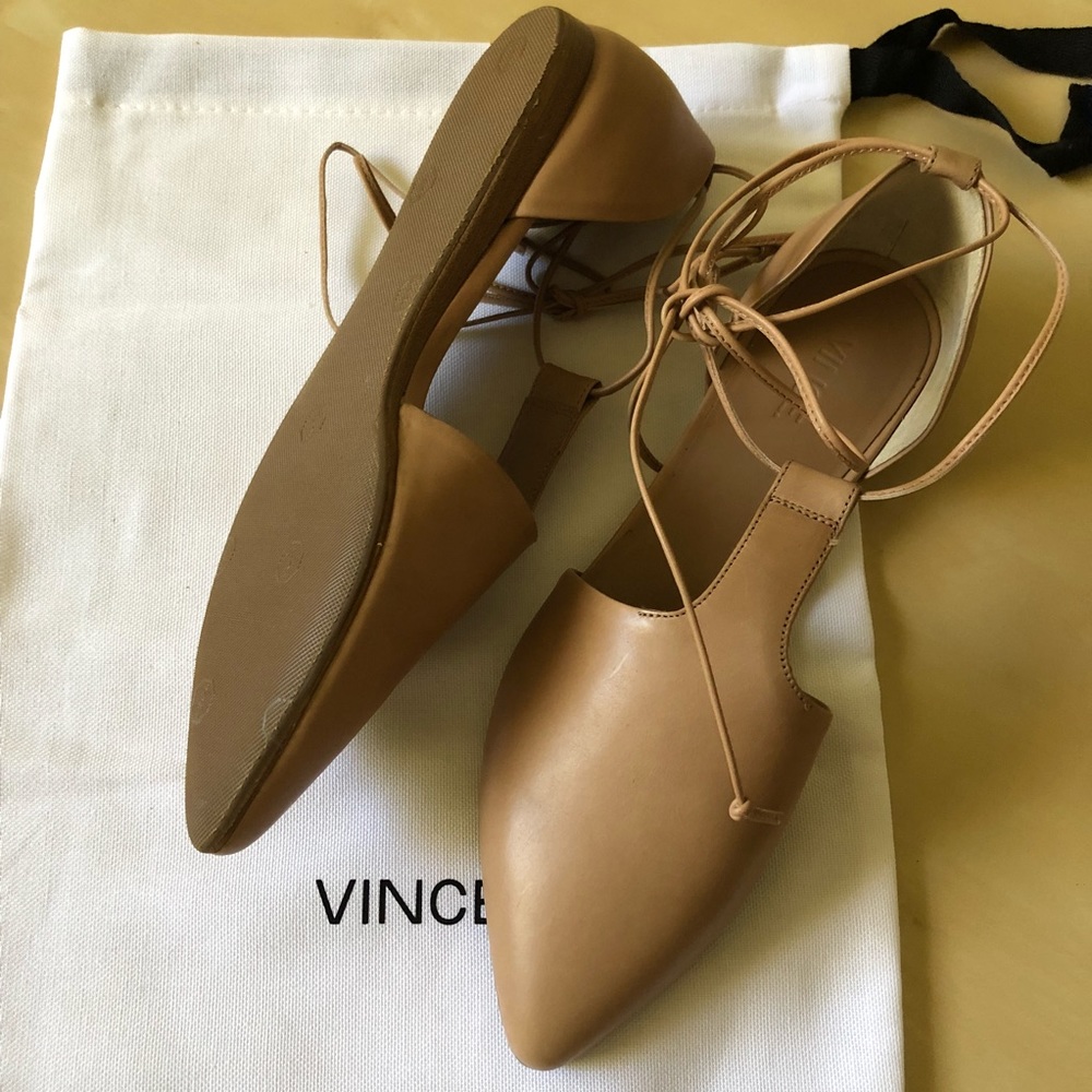 Vince 'Noella' Leather Lace-Up Flats - Picture 1 of 7